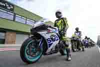 Adv_Mid Group White Bikes